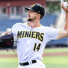 Sussex County Miners starting pitcher Rob Hensey (photo by Phil Hoops).