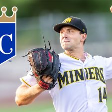 The Kansas City Royals have purchased the contract of Sussex County Miners pitcher Rob Hensey (photo by Phil Hoops).